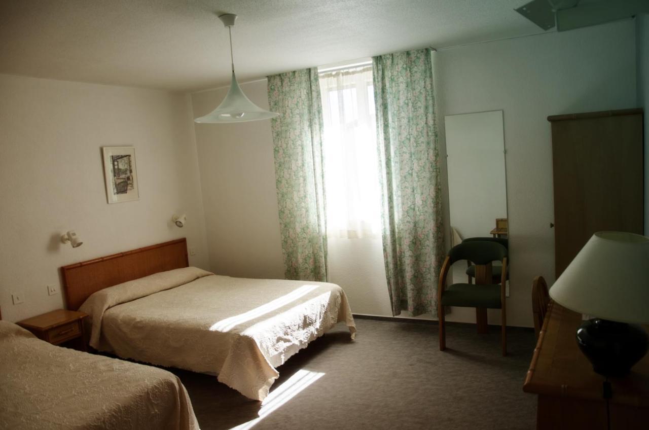 Les Portes Du Cantal Massiac Zewnętrze zdjęcie