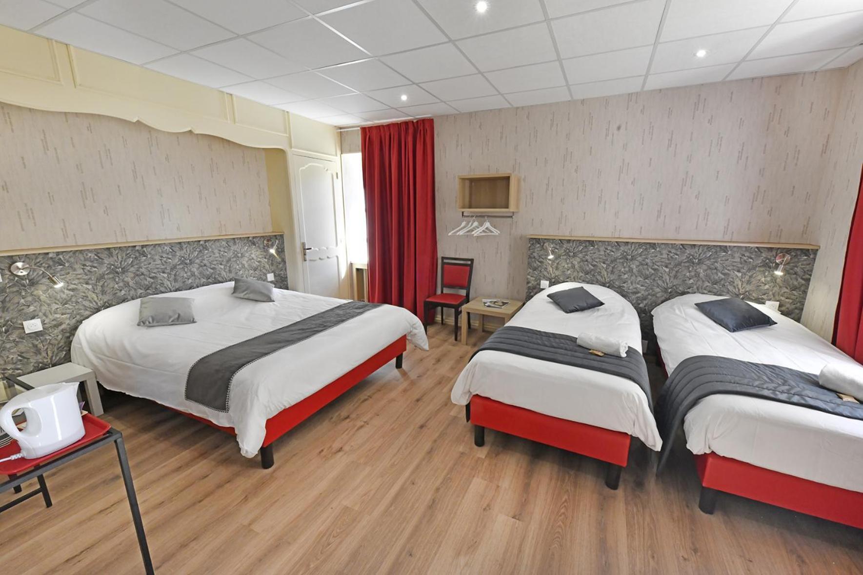 Les Portes Du Cantal Massiac Zewnętrze zdjęcie